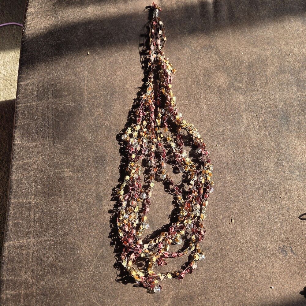 Vintage Y2K Boho Ribbon Ladder Beaded Necklace Burgundy Gold Iridescent EUC